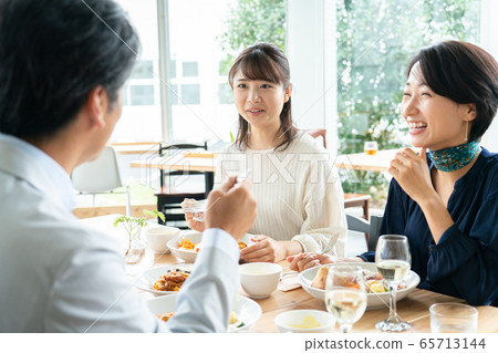 宴會 嘉年華 派對 65713144