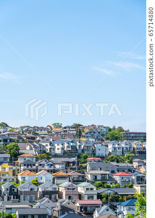 Cityscape on a hill Cityscape on a hill 65714880