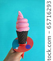 冰淇淋粉色香草 65716293