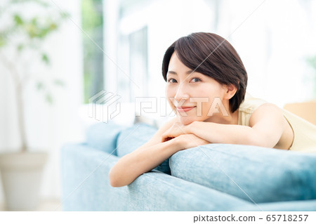 中年婦女 中年婦女 65718257