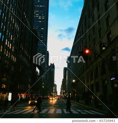 New York Street New York Street 65720943