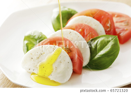 Caprese  65721320