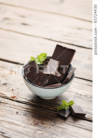 Dark chocolate with mint Dark chocolate with mint 65724430