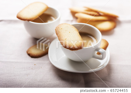 Italian traditional cookies Cat tongues Italian traditional cookies Cat tongues 65724455
