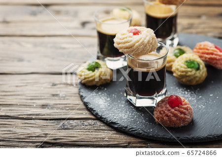Traditional Italian cookes with almond Traditional Italian cookes with almond 65724866