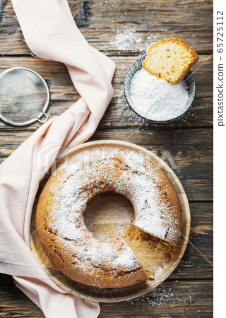 Homemade Bundt cake Homemade Bundt cake 65725112