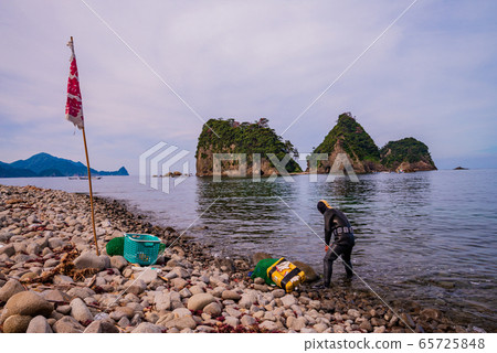 [靜岡縣西伊豆町]多嘉島和Sehama海岸，瓊脂收割工作取消 65725848