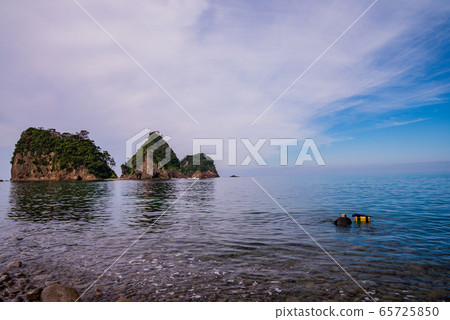 [靜岡縣西伊豆町]多嘉島和Sehama海岸，瓊脂收割工作取消 65725850