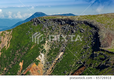 Iodake and Tateshina seen from the Yatsugatake mountain range and Yokodake Iodake and Tateshina seen from the Yatsugatake mountain range and Yokodake 65726918