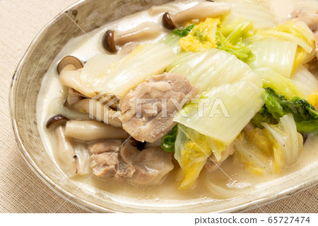 大白菜和奶油雞。 65727474
