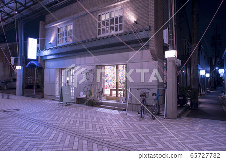 Yotsuken Road at night, Entonji 65727782