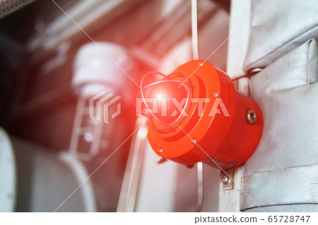 Fire alarm with red warning light of an emergency Fire alarm with red warning light of an emergency 65728747