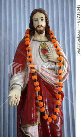 Sacred Heart of Jesus 65732045