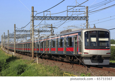 直接連接東武東上線東急東橫線4000系列(F班輪) 直接連接東武東上線東急東橫線4000系列(F班輪) 65733567