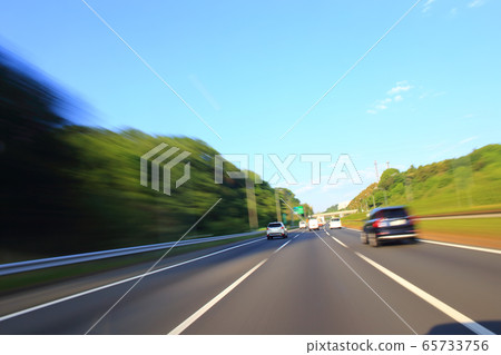 Tomei Expressway traffic landscape 65733756