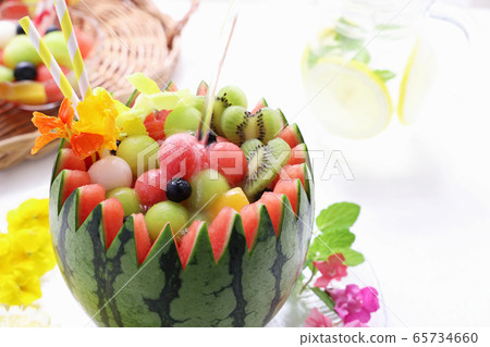 西瓜果漿倒蘋果酒 西瓜果漿倒蘋果酒 65734660