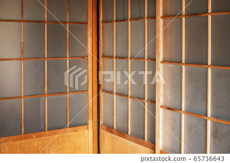 Image of old Japanese house 65736643