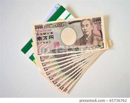 100,000日元的利益 100,000日元的利益 65736762