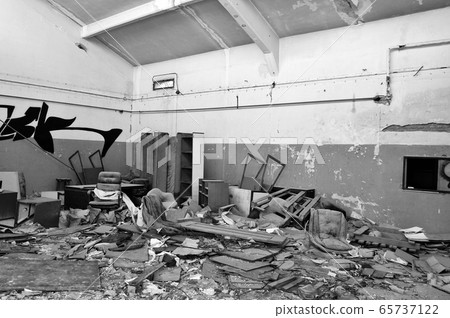 derelict factory derelict factory 65737122