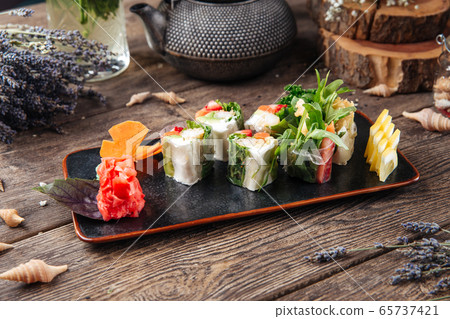Spring roll rice paper avocado salmon cream cheese Spring roll rice paper avocado salmon cream cheese 65737421