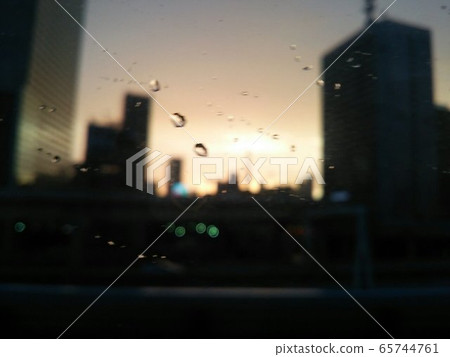 雨後從窗戶 65744761