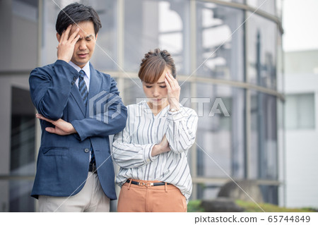  休閒商務員工 65744849