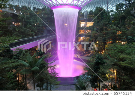 Huge waterfall JEWEL at Singapore Changi International Airport 65745134