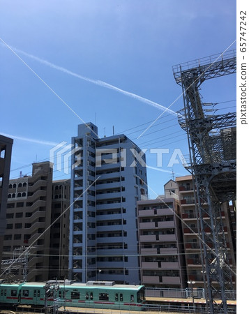 Contrail 65747242
