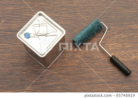 油漆罐和油漆滾筒 65748919