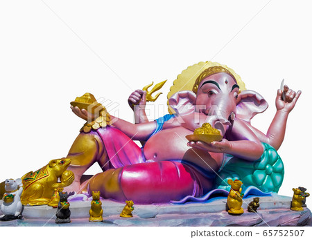 ganesha statue on white background. 65752507