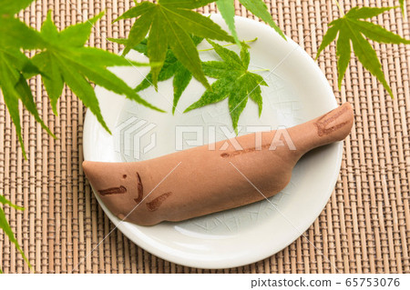 日本糖果和歌香魚 65753076
