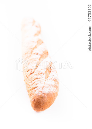 Long loaf isolated on white 65753502