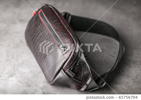 Bag on the belt of textured leather in Bordeaux Bag on the belt of textured leather in Bordeaux 65756704