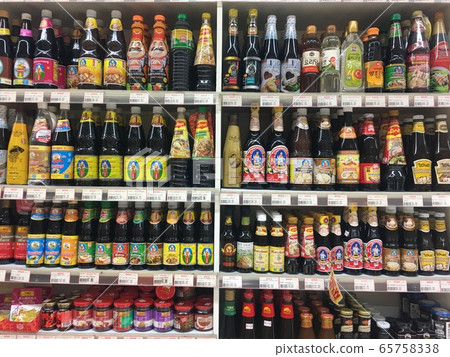 Asian convenience store 65758338