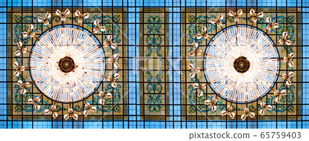 Background of large chandelier hanging on the Background of large chandelier hanging on the 65759403