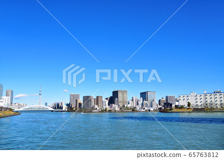 City scenery of Hatchobori, Shinkawa, Tsukuda and Etchujima in Tokyo 65763812