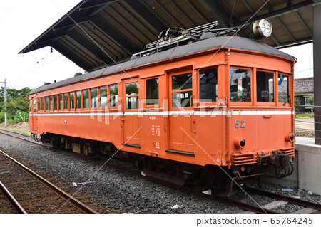 View from the train window of the Ichibata Electric Railway Kitamatsue Line, from Izumoshi Station to Kawato Station and the Taisha Line 65764245