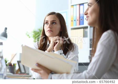 Important business meeting 65766492