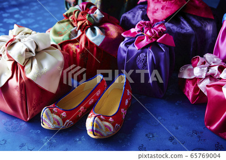 Korean wrapping cloth and kossin image 65769004