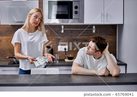 wife dissatisfied with husband's salary wife dissatisfied with husband's salary 65769041