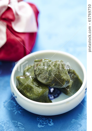 韓國傳統年糕糖果宋Mopyeon Songpyeon圖像 65769750