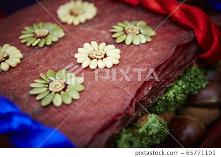 Dried beef Yuppo decorated with Korean traditional events 65771101