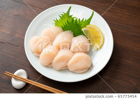 Scallop scallop for sashimi Scallop scallop for sashimi 65773454