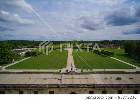 Chambord castle in the Loire region 65775236