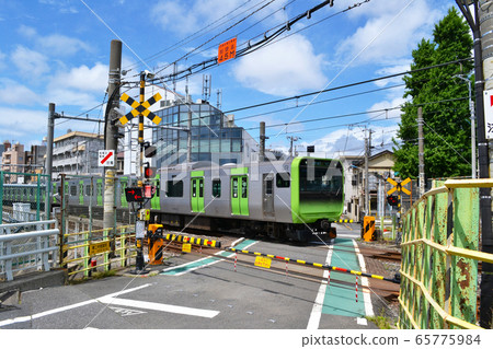 東京北區中里町的第二個中里鐵路道口 東京北區中里町的第二個中里鐵路道口 65775984