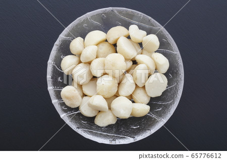 Macadamia Nut Macadamia Nut 65776612