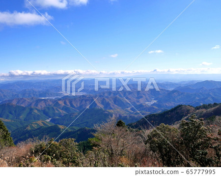 Scenery from the summit of Mount Kasagata 65777995