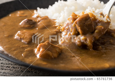 豬肉燉咖哩 65781736