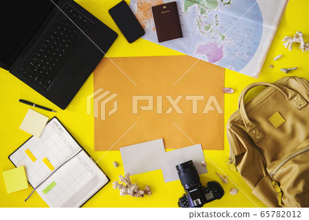 Beach outfit Accessories On bright yellow background - Summer Holiday Banner, Map, Beach tourism 65782012