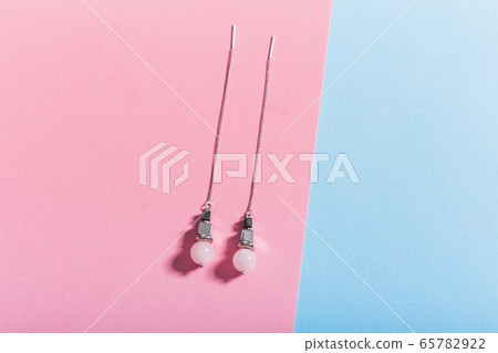 Perfect accessories. Trendy jewelry set. Fashion jewelry and bijouterie. Top view. Perfect accessories. Trendy jewelry set. Fashion jewelry and bijouterie. Top view. 65782922